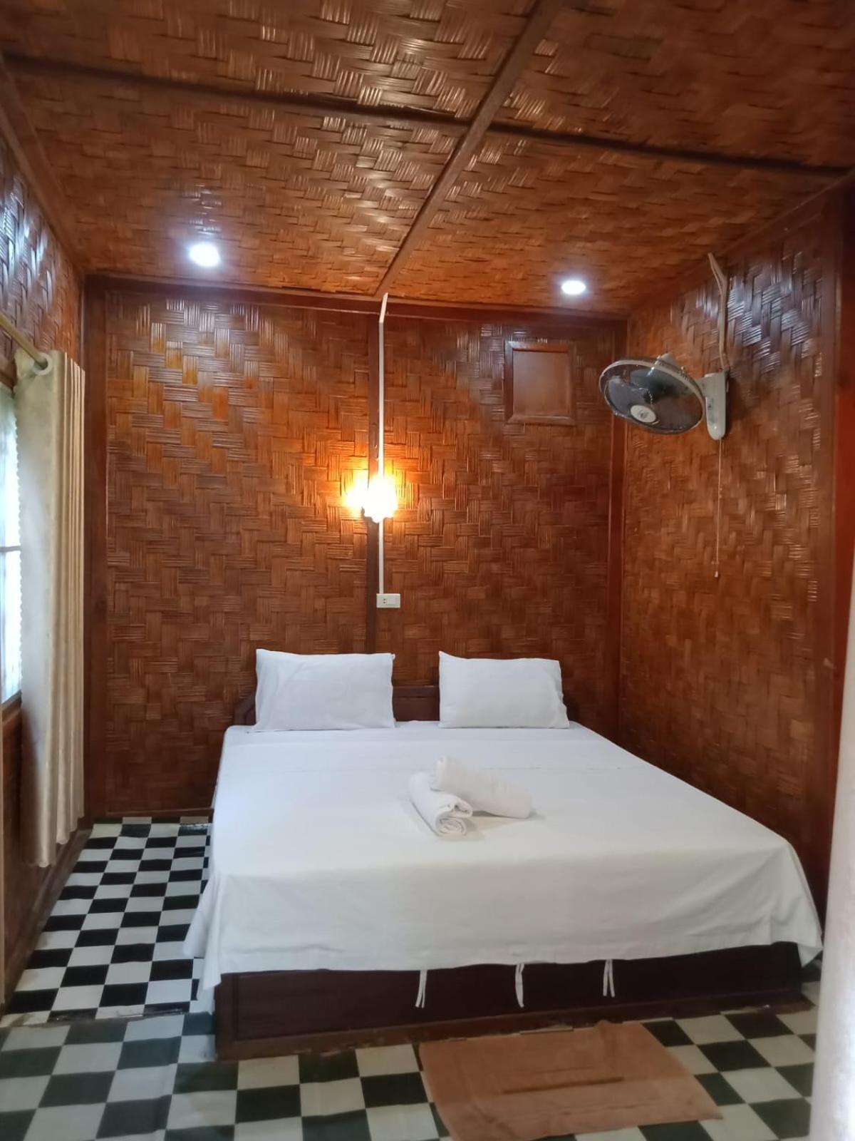 Vang Vieng Bungalows المظهر الخارجي الصورة