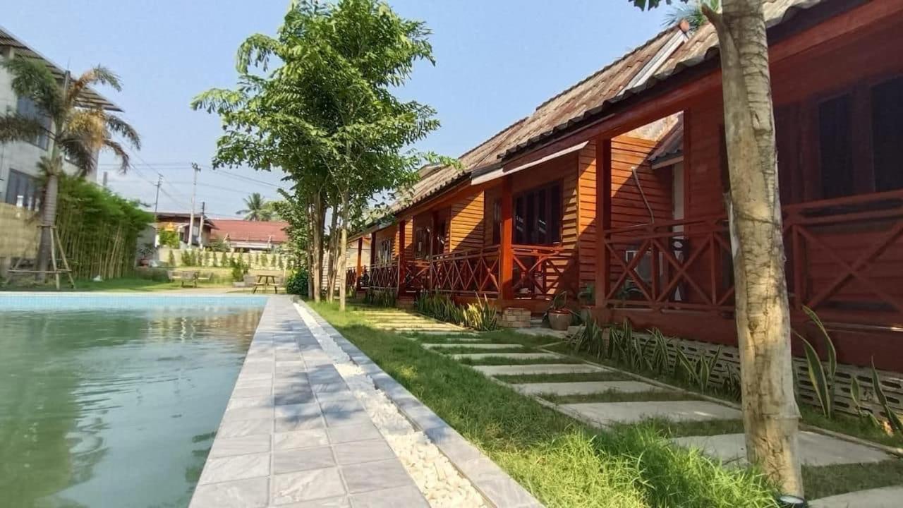 Vang Vieng Bungalows المظهر الخارجي الصورة